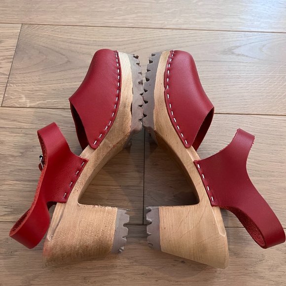Red Leather Mia "Abba" Heeled Clogs - Picture 2 of 5